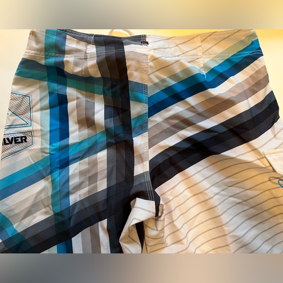 Quiksilver Swim Trunks (Size 34) (2x Bundle) - Picture 4 of 7